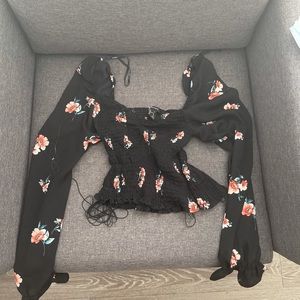 Forever 21 Long Sleeve floral crop top